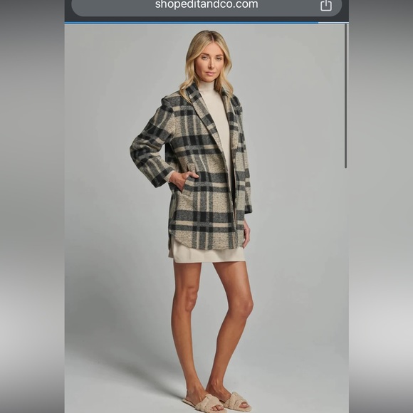 Sundays Owen Coat in Black Plaid Compact - Picture 3 of 13